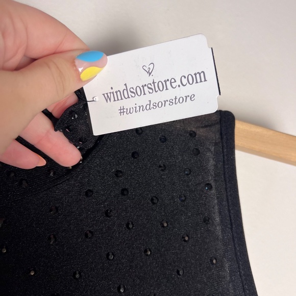 Windsor Sheer Glitter/Bedazzled High Neck Sleeveless Snap Bodysuit NWT Size M - Picture 7 of 8